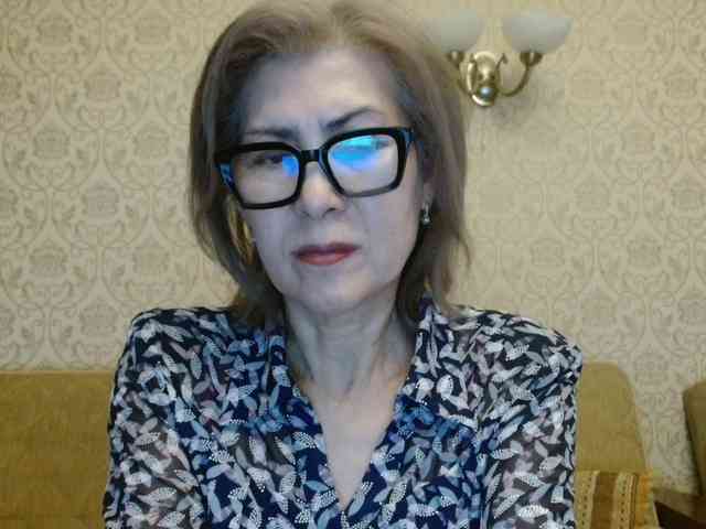 ElegantLady00 webcam