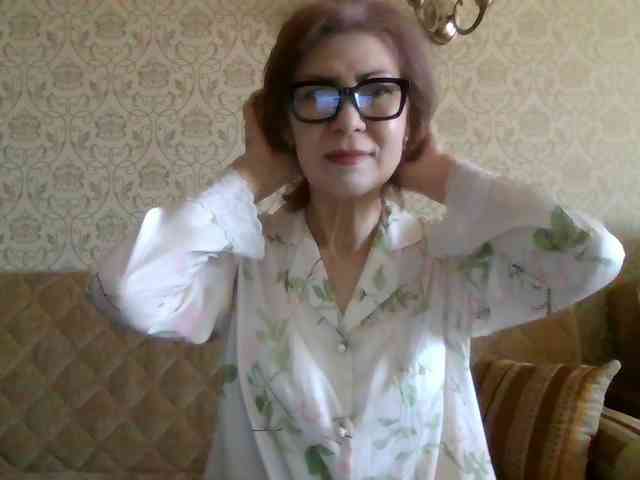 ElegantLady00 webcam