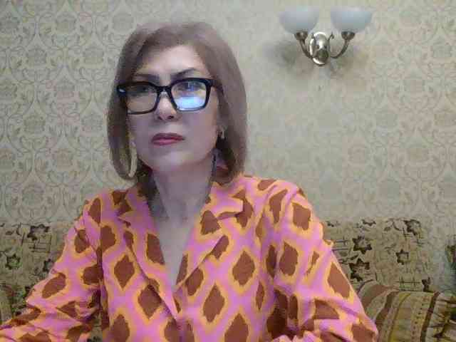 Elegant00Lady Elegant00Lady