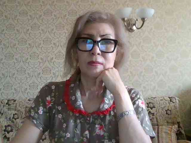 ElegantLady00 webcam