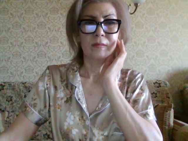 ElegantLady00 webcam