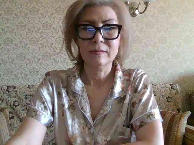 ElegantLady00 webcam