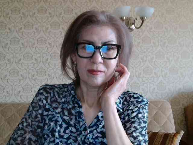 ElegantLady00 webcam