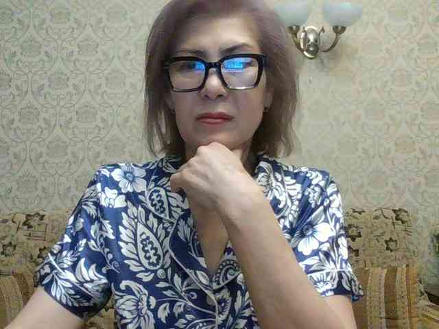 ElegantLady00 webcam