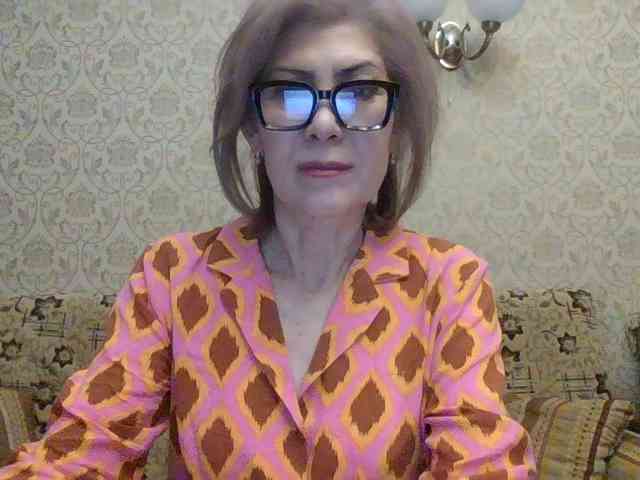 ElegantLady00 webcam