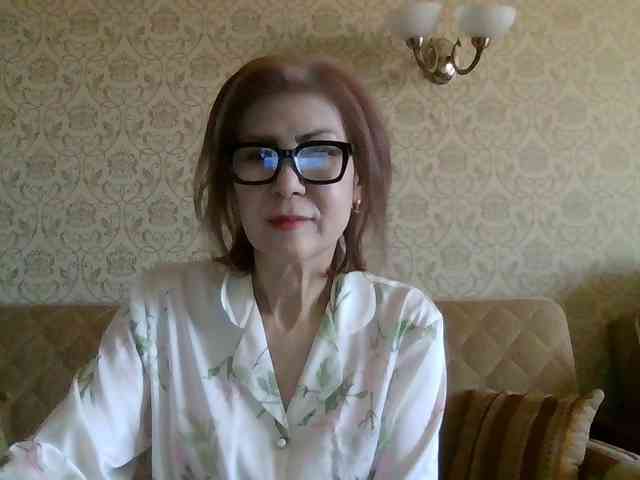 ElegantLady00 webcam