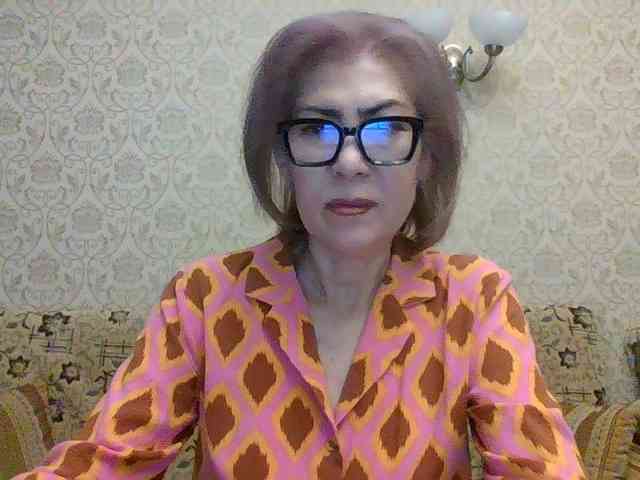 ElegantLady00 webcam
