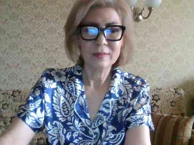 ElegantLady00 webcam