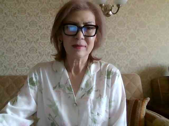 ElegantLady00 webcam