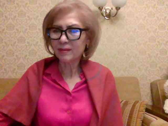 ElegantLady00 webcam