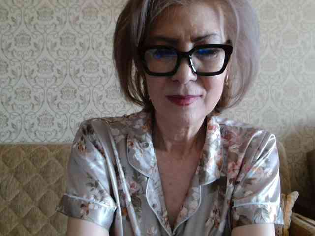 ElegantLady00 webcam