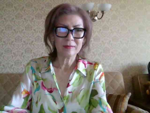 ElegantLady00 webcam