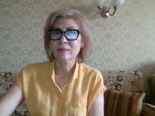 ElegantLady00 webcam