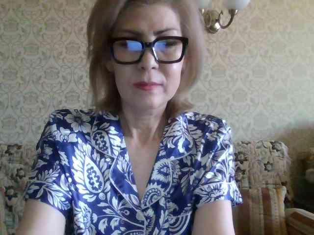 ElegantLady00 webcam