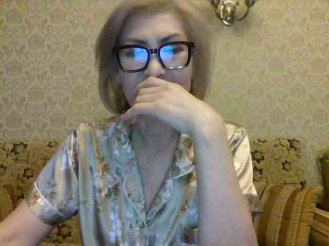 ElegantLady00 webcam