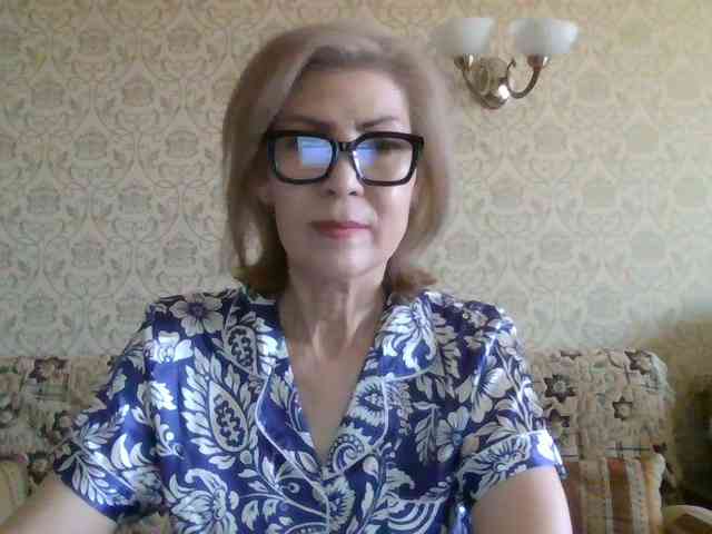 ElegantLady00 webcam