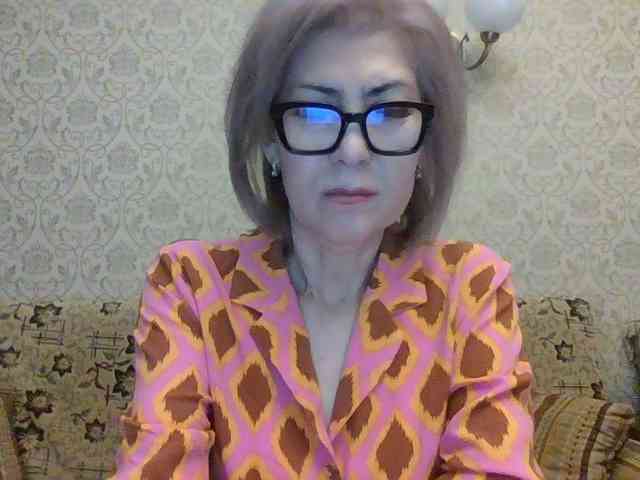 ElegantLady00 webcam