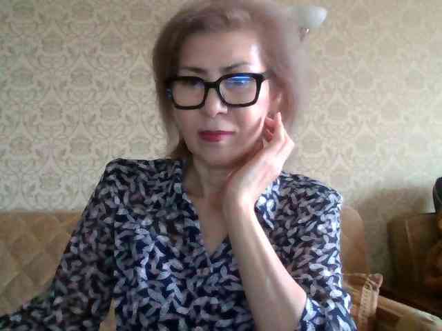 ElegantLady00 webcam