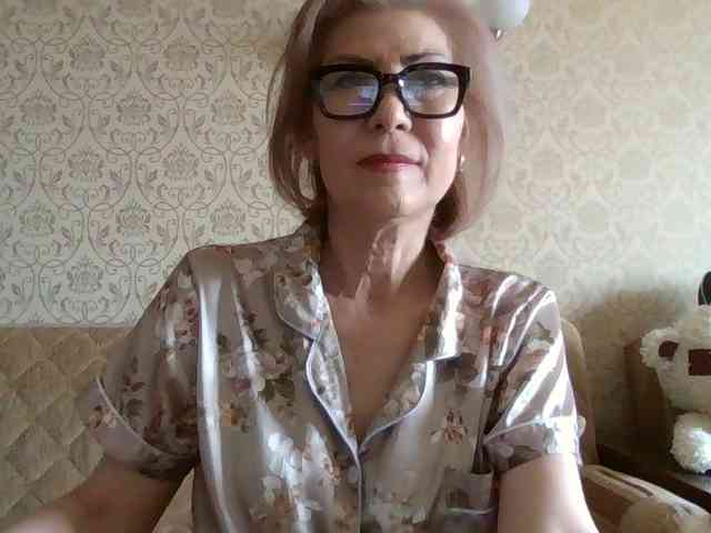 ElegantLady00 webcam