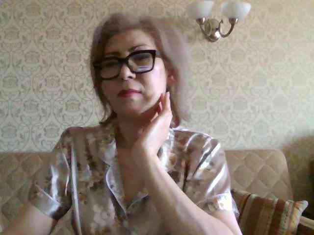 ElegantLady00 webcam