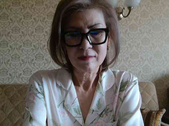 ElegantLady00 webcam