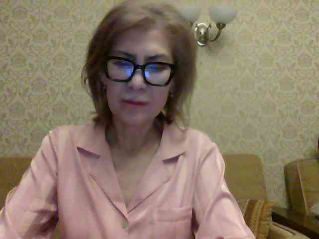 ElegantLady00 webcam