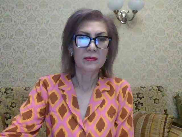 ElegantLady00 webcam