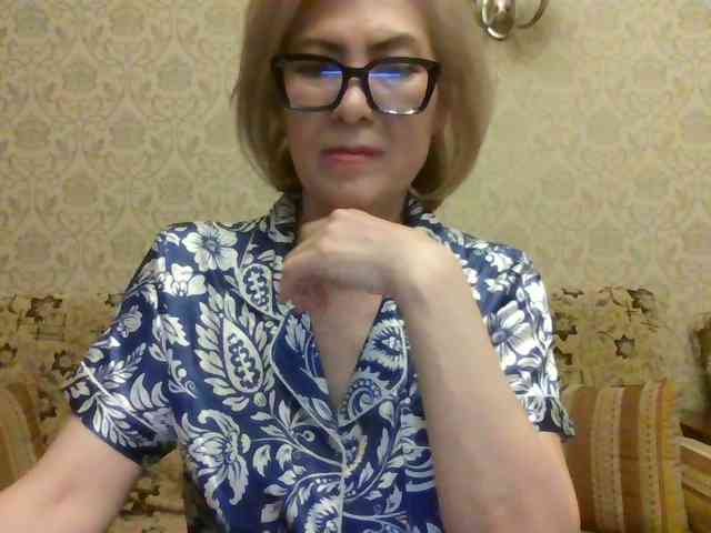 ElegantLady00 webcam