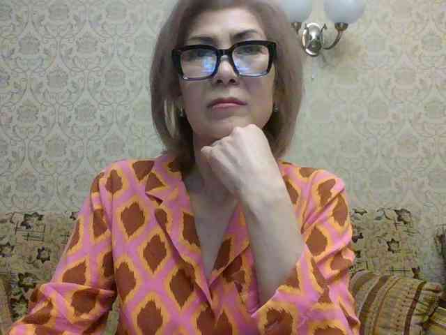 ElegantLady00 webcam