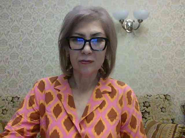 ElegantLady00 webcam