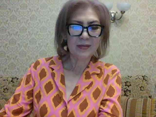ElegantLady00 webcam