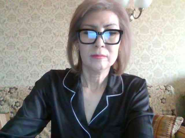 ElegantLady00 webcam