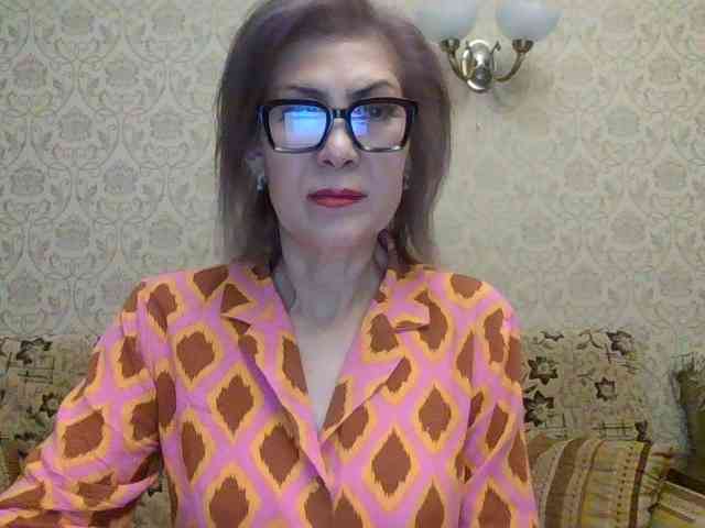 ElegantLady00 webcam
