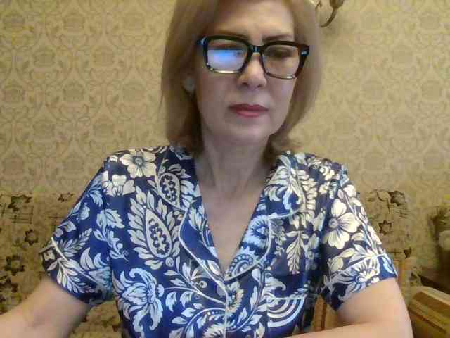 ElegantLady00 webcam