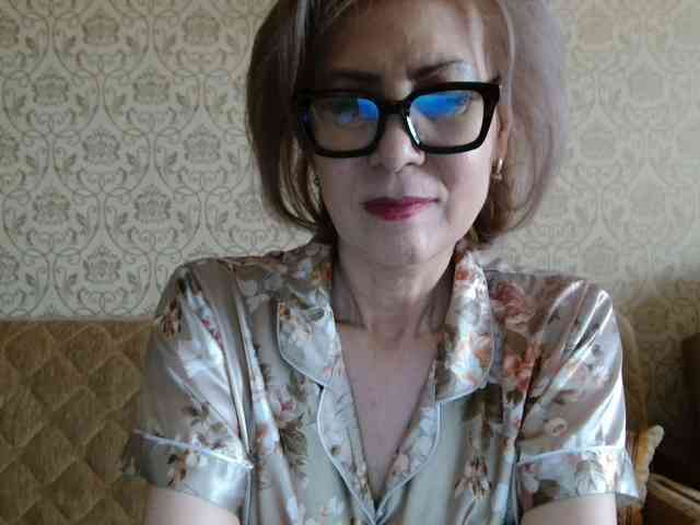 ElegantLady00 webcam