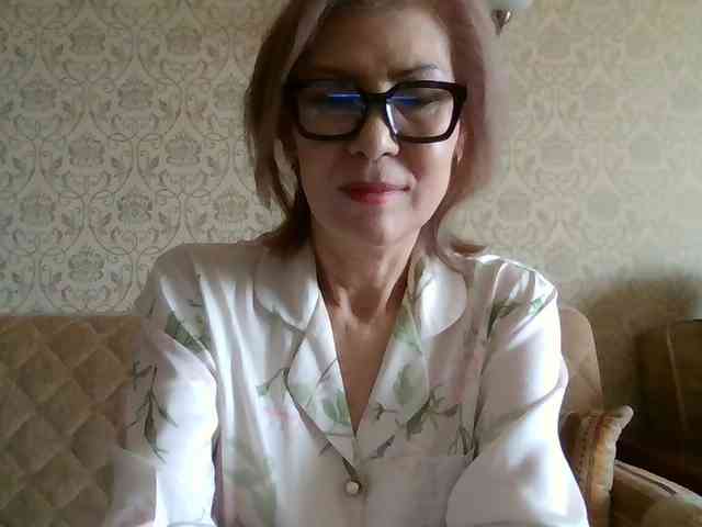 ElegantLady00 webcam