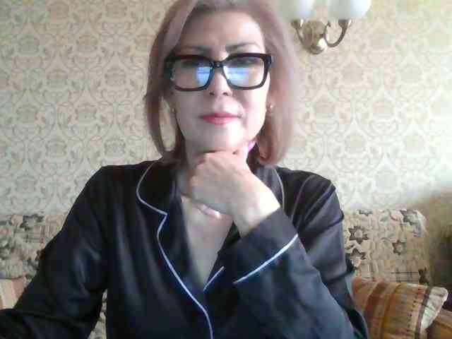 ElegantLady00 webcam