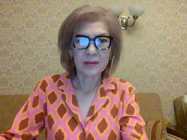 ElegantLady00 webcam