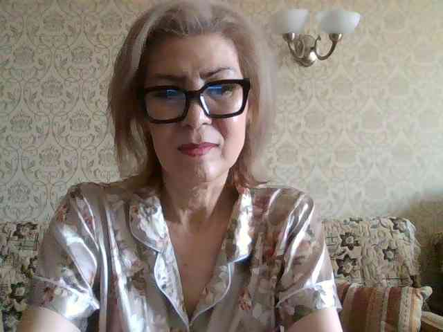 ElegantLady00 webcam
