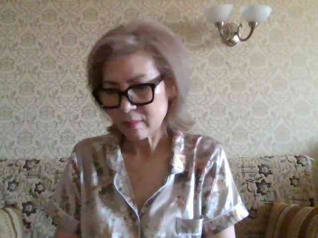 ElegantLady00 webcam