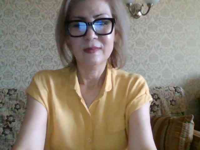 Elegant00Lady live female cam on bongacams