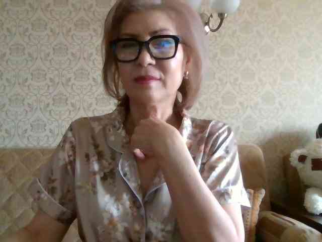 Elegant00Lady Live Webcam on BongaCams