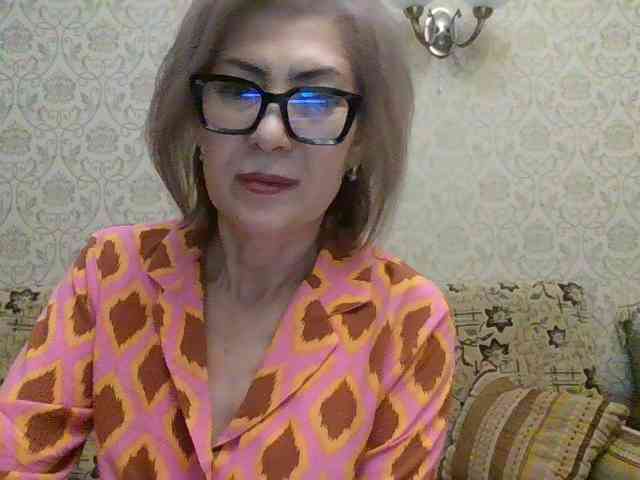 ElegantLady00 webcam