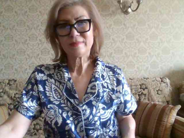 ElegantLady00 webcam