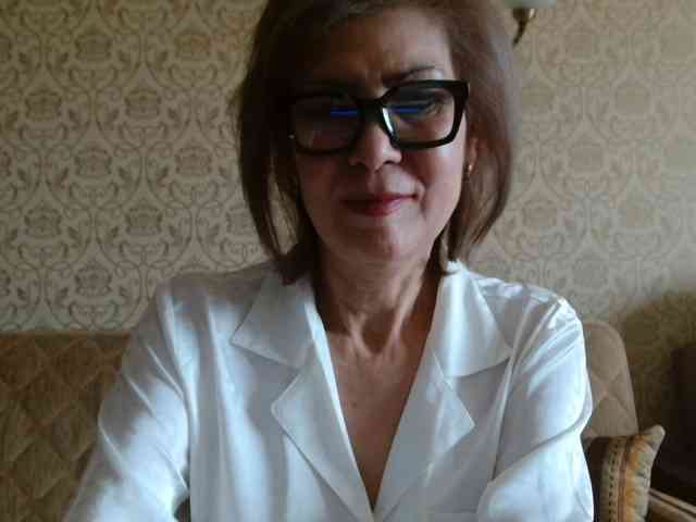ElegantLady00 webcam