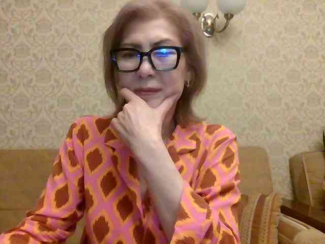 ElegantLady00 webcam