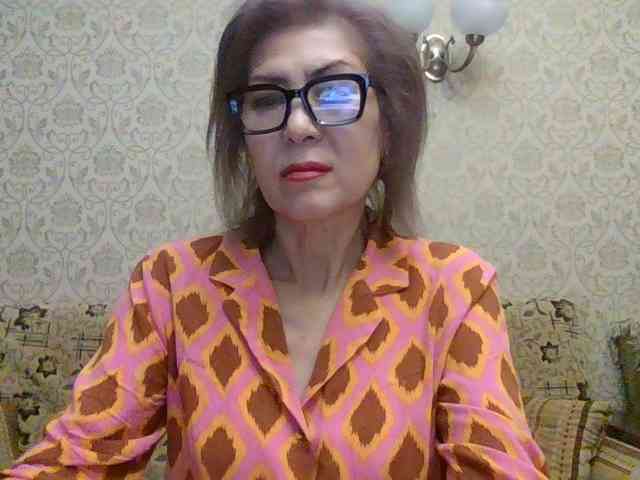 ElegantLady00 webcam
