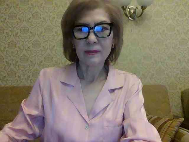 ElegantLady00 webcam