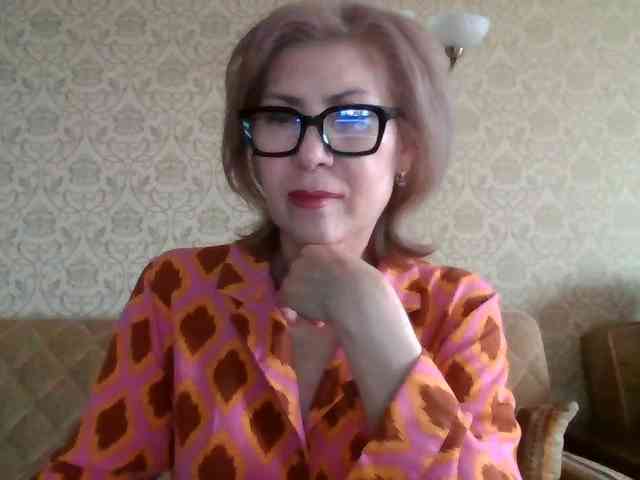 ElegantLady00 webcam