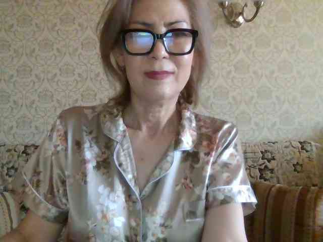 ElegantLady00 webcam